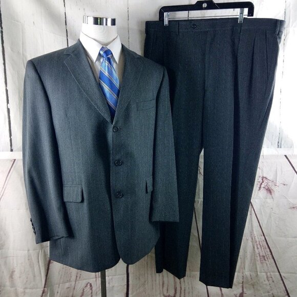 Stafford 44R Wool 3 Button Gray Striped 2pc Suit 42x30.5 Pleated - Picture 1 of 16
